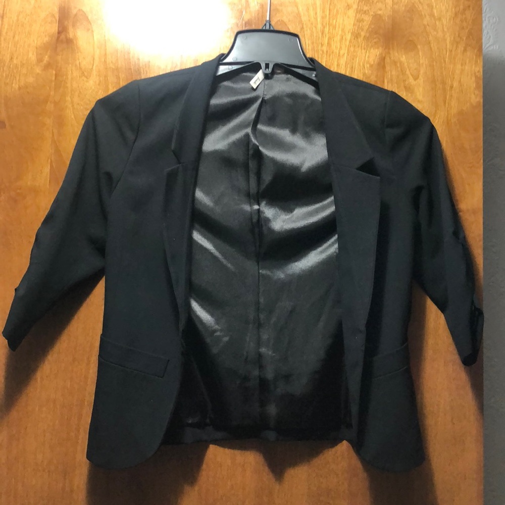 Frenchi small 3/4 sleeve blazer